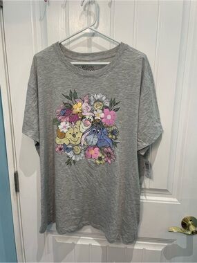 torrid Heather Gray Winnie the Pooh & Friends Tee